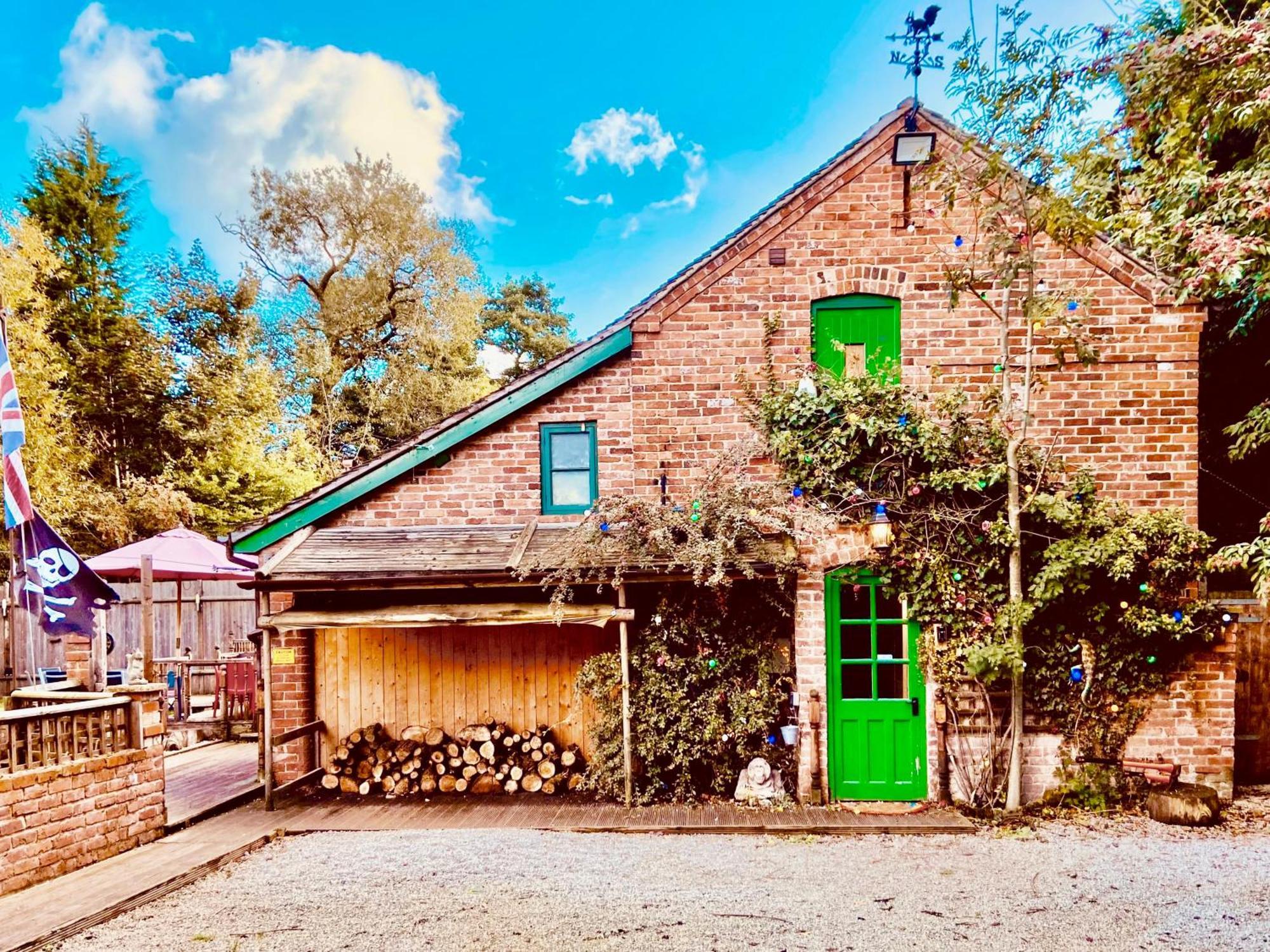 Squirrel Barn Villa Milwich Exterior foto